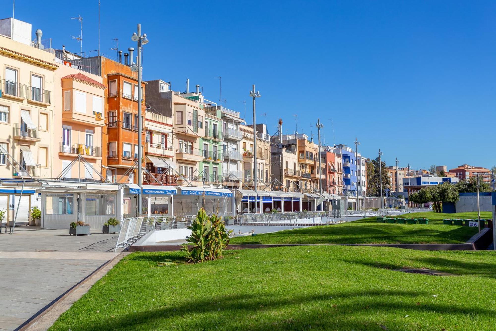 Cosy Apartment. 10Min Walk To The Beach & Train Tarragona Kültér fotó